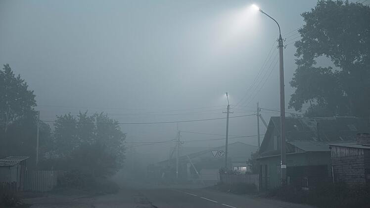 Hinter den Fassaden mancher D&ouml;rfer geht es grausig zu.