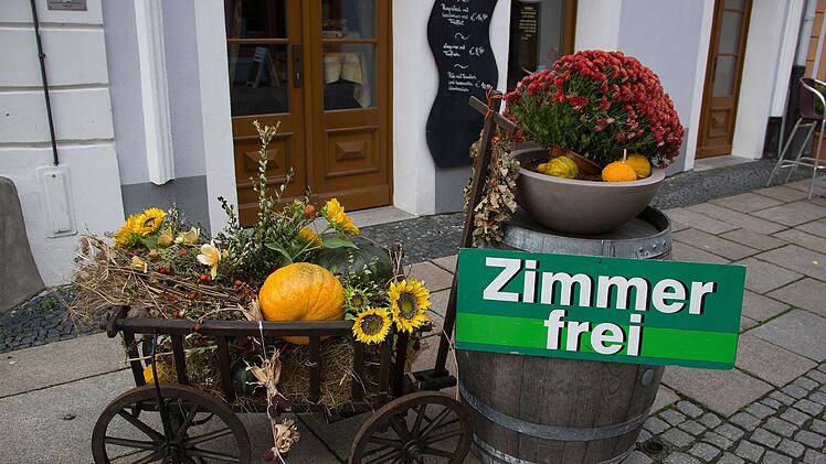 Eckersdorf: Asylsuchende sollen in Pension untergebracht werden - Infoabend kl&auml;rt auf