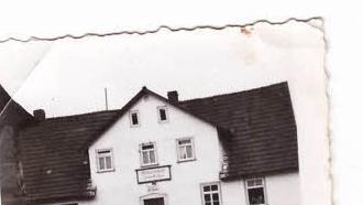 Das Foto vom alten Gasthaus Zum Löwen stammt von 1936. Foto: Familienarchiv