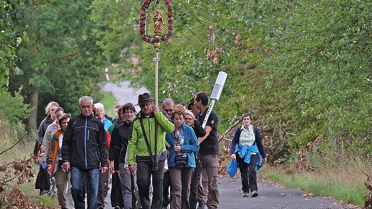 Wallfahrt der Thulbaer nach Retzbach  Foto: Gerd Schaar