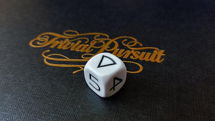 Spiele-Test Trivial Pursui Hausparty XL: 2022er-Neuauflage des Quiz-Klassikers