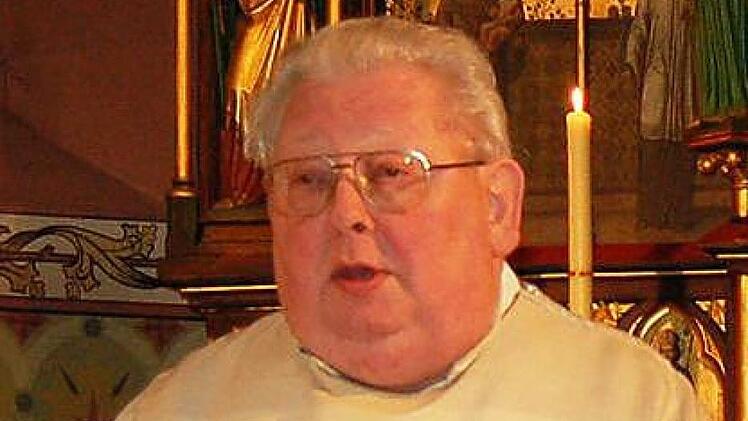 Fast 34 Jahre wirkte Pfarrer Friedrich Mehler engagiert und mit viel Herzblut in Niederlauer. Er starb am Samstag kurz vor seinem 82. Geburtstag.  Foto: Manfred Mellenthin