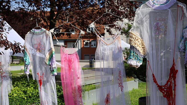 Nürnberg: Kindertheater Pfütze mit Parcours zum Thema Menstruation