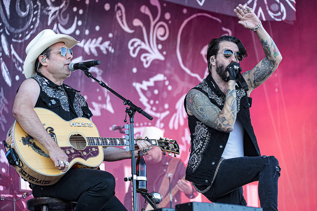 Rock im Park 2019: Die Country-Rocker von The BossHoss heizen der Menge ordentlich ein