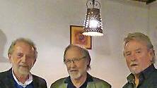 Reinhardt Glauber (l.) und Norbert Jungkunz (r.) zeichneten Werner Borchert aus.