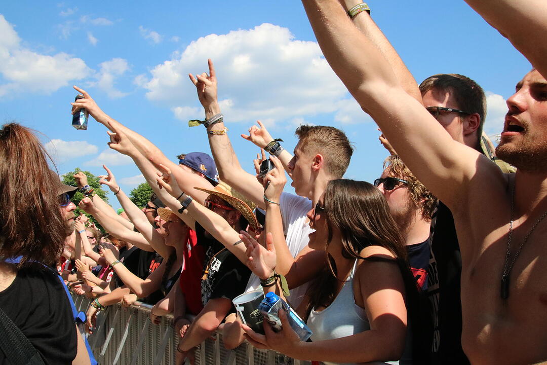 Halbnackt oder im Kostüm: Stimmung bei RIP 2017