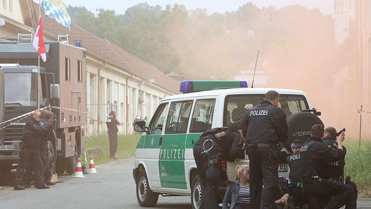 Großübung der Bundespolizei in Mainleus. Foto: Barbara Herbst