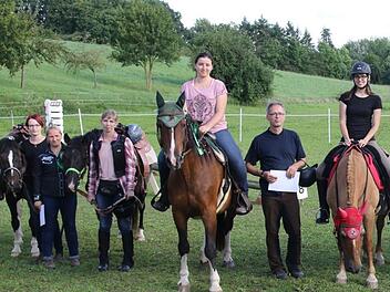 Die Teilnehmer der Gruppe 3 nach der Siegerehrung Foto: Michael Stelzner