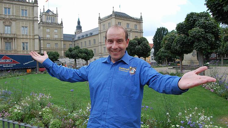 Marcus Geuss, bekannt auch als "Marcelini", ist auch künstlerischer Leiter des Schlossplatzfestes. Foto: Oliver Schmidt