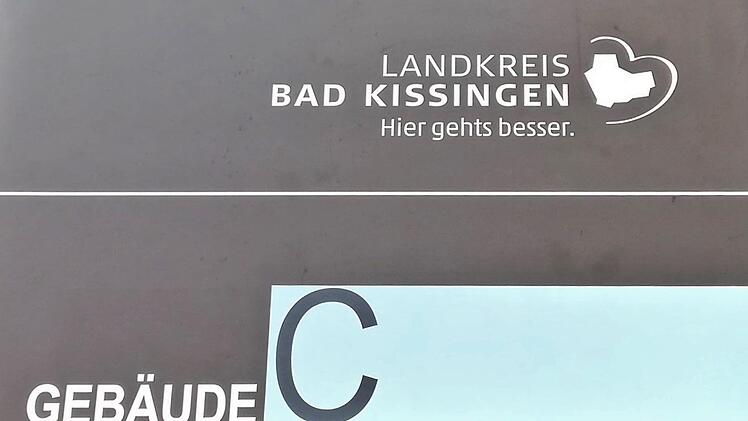 Außenansicht des neuen Hauses C des Landratsamtes.Sigismund von Dobschütz
