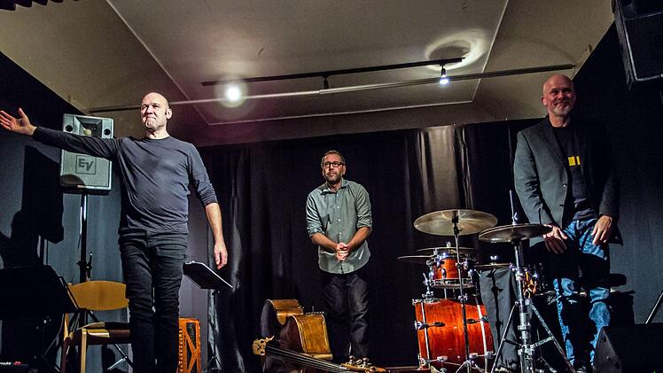 Das Trio Tango Transit gastierte in der Reihe Elsa 47 im Elsicher Dorfhaus.Foto: Jochen Berger