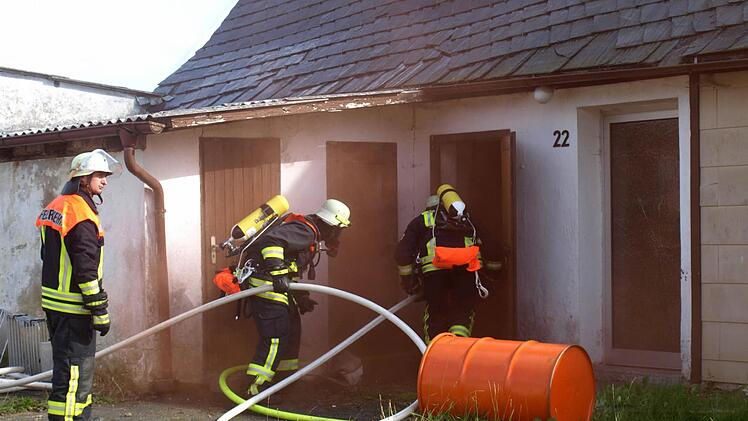Höchste Konzentration war bei der Übung der Wehren in Schlegelshaid angesagt, Foto: Susanne Deuerling