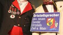 Was für ein Abend für Thomas Stadelmann (rechts). Der Bürgermeister wurde doch tatsächlich zum Ortsteilsprecher des neuen Sander Ortsteils Zeil herabgestuft - von "Le Korboral" Udo Rippstein, Deckname "Krines".