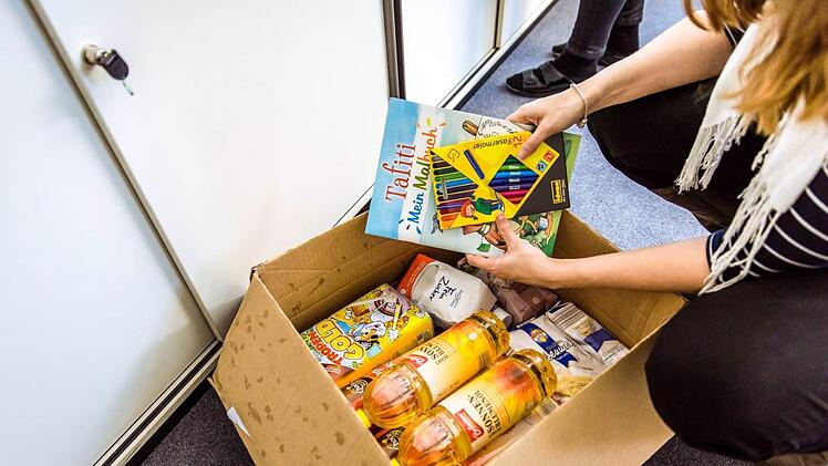 Der Inhalt eines Paketes kostet ca. 25 Euro. Foto: Nicole Endres/Archiv