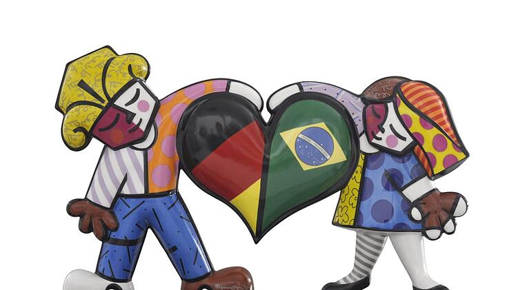 Die Goebel-Skulptur "Heart Kids" des K&uuml;nstlers Romero Britto wurde extra f&uuml;r den Samba-F&ouml;rderpreis umgestaltet. Foto: Sambaco