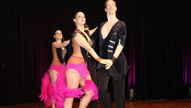 Die Tanzsportabteilug des TV Ketschendorf Wolfgang Desombre