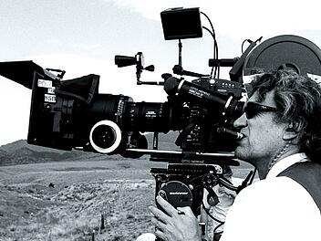 Am 14. August wird Wim Wenders 80 Jahre alt. Die Dokumentation "Wim Wenders, Desperado" zeigte den Regisseur in seltenen Archivaufnahmen.