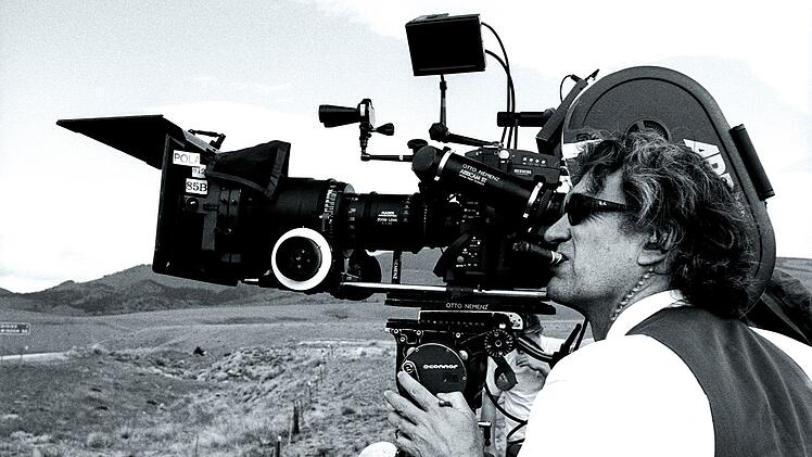 Am 14. August wird Wim Wenders 80 Jahre alt. Die Dokumentation "Wim Wenders, Desperado" zeigte den Regisseur in seltenen Archivaufnahmen.