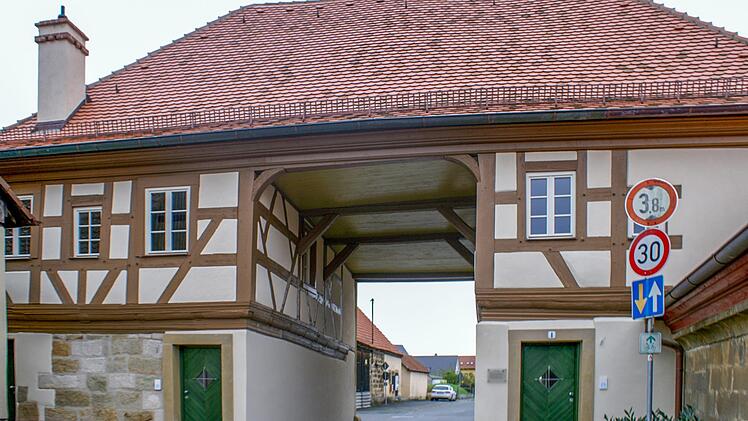 Ferienwohnungen und ein Vereinszimmer sind im Torhaus vorhanden. Foto: Renate Neubecker