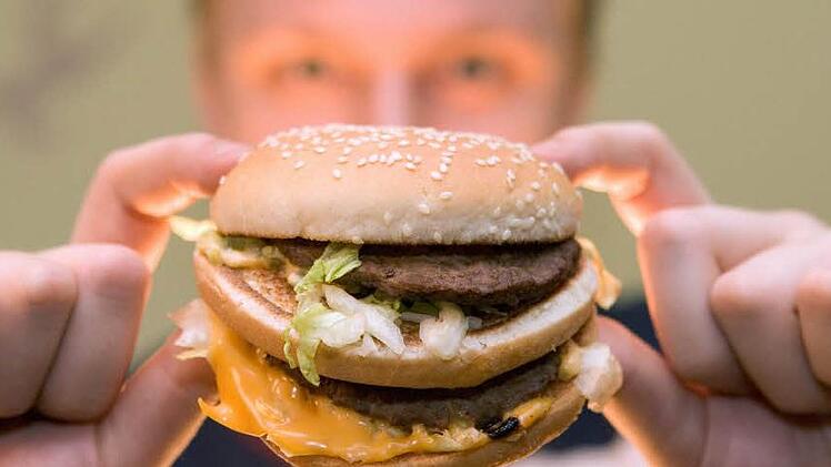 Der Markenname "Big Mac" ist nun nicht mehr exklusiv. "McDonald's" verlor die Rechte am Burger. Foto: Friso Gentsch/dpa