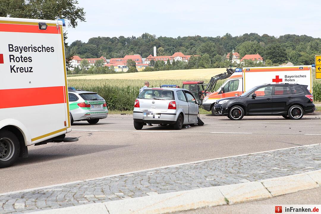 Unfallserie mit sieben schwerverletzten Personen innerhalb von einer Stunde