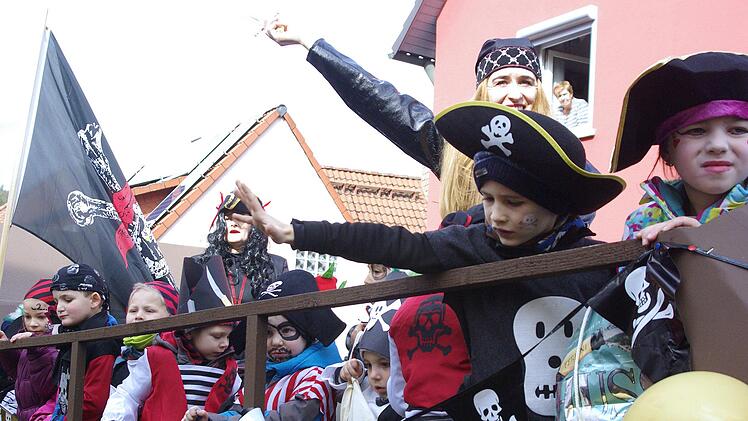 Die "Saalepiraten" aus dem Kindergarten Aura.Winfried Ehling