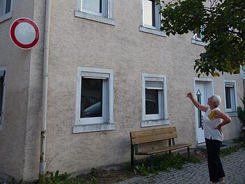 Das Gebäude in der Walter-Schottky-Straße, das mit dem Verwaltungsbau verbunden ist, soll im Obergeschoss einen Teil des Gemeindearchivs aufnehmen. Foto: Pauline Lindner