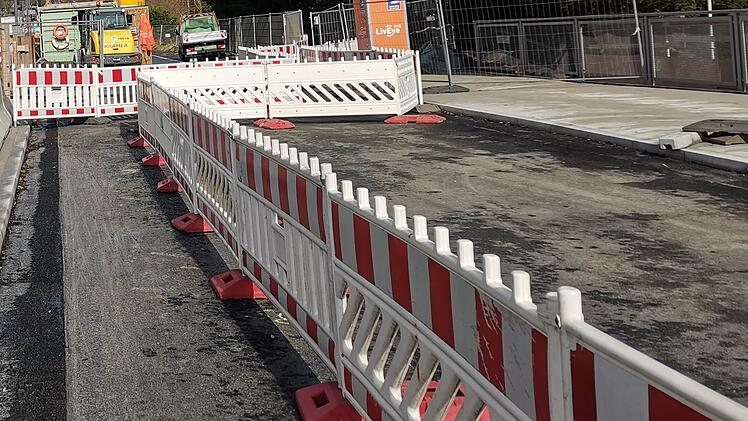 Ebersdorf/Rennsteig: Kreisstra&szlig;e 1 ab Montag gesperrt - wegen restlicher Ausbau-Arbeiten