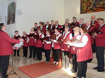 Stark war der Gemeinschaftschor des Gesangvereins 1892 Rothenkirchen (Leitung Arno Hoffmann) vertreten.  Foto: K.-H. Hofmann