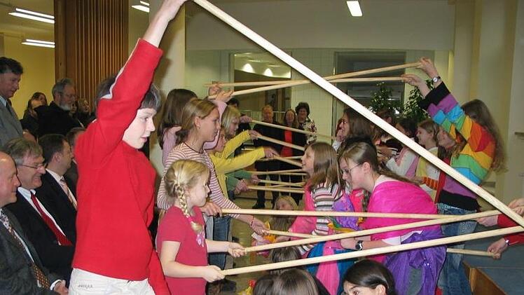 Mit der Einweihungsfeier des umgebauten Studienseminars St. Josef im Dezember 2005 begann eine neue Ära im Ganztagsbereich des Münnerstädter Schönborn-Gymnasiums. Mit Schuljahreswechsel wird ein neues Kapitel aufgeschlagen. Archiv/Heike Beudert