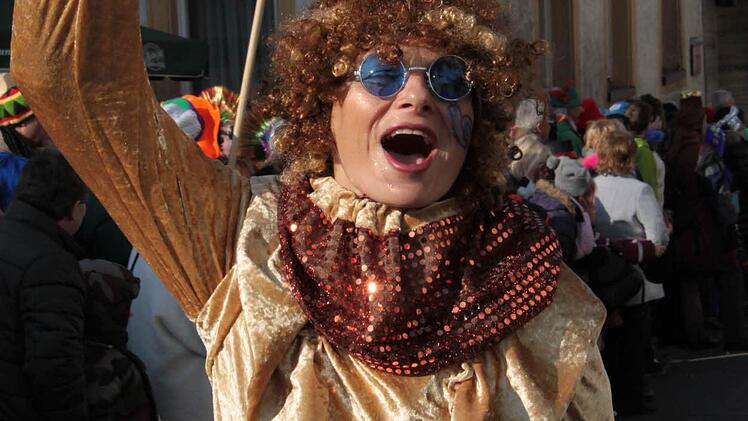 Marktplatztreiben in Stadtsteinach. Foto: Jürgen Gärtner