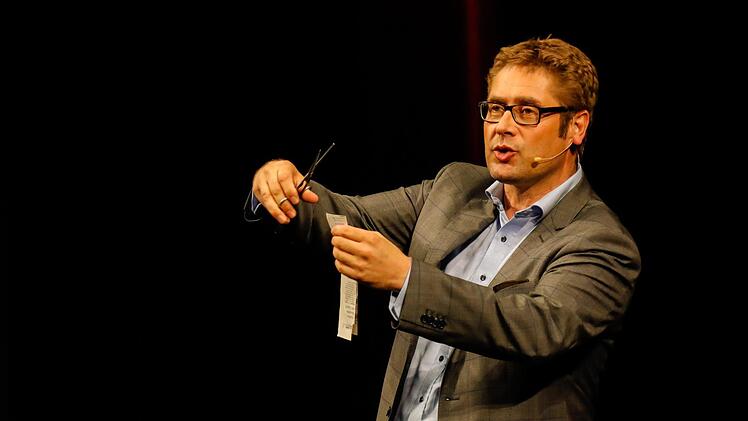 Fuchs-Varietégala 2017: Moderator Desimo. Foto: Matthias Hoch