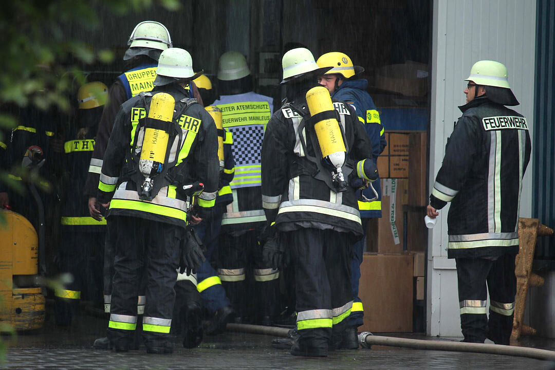 Großeinsatz auf Firmengelände in Kulmbach