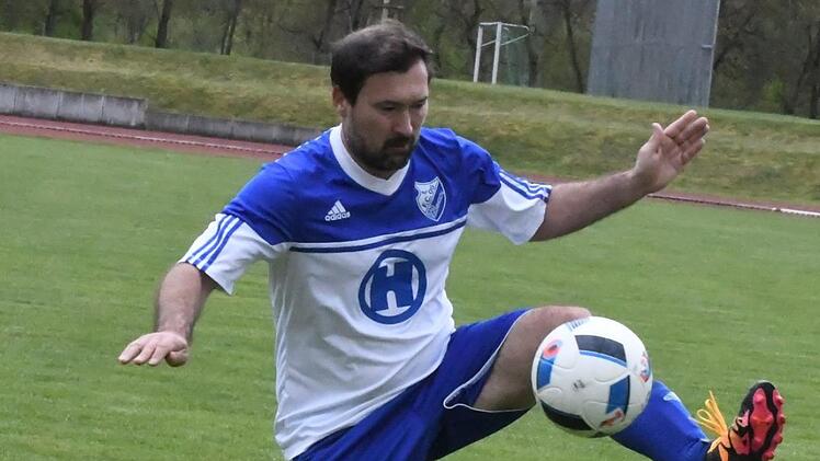 Bleibt auch in der neuen Saison f&uuml;r den FC 06 Bad Kissingen am Ball: Mario Wirth.Hopf