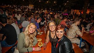 Impressionen vom größten Weinfest in Franken!