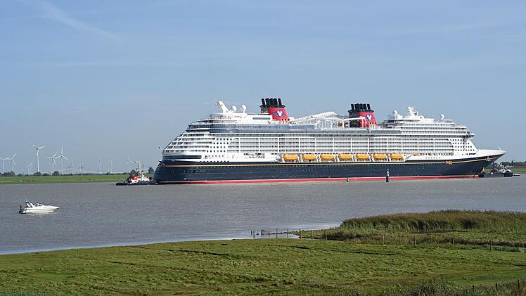 Überführung des neuen Kreuzfahrtschiffes «Disney Destiny»