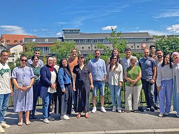 Bamberg: Dolmetscher helfen Migranten bei Arztbesuchen - Angebot erweitert Bamberg: Dolmetscher helfen Migranten bei Arztbesuchen - Angebot erweitert