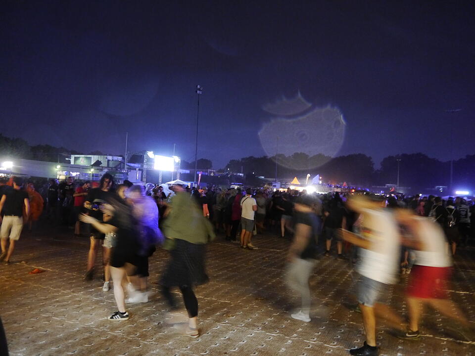 Rock im Park im Regen: Umwetter während Ärzte-Konzert