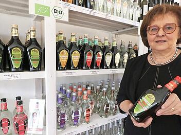 Die Erfolgsgeschichte des Unternehmens begann 1898 mit dem Streitberger Bitter. Monika Mähringer führt das Unternehmen seit 1997.