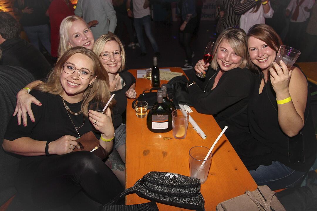 Party und Tanz in der Dreifachhalle