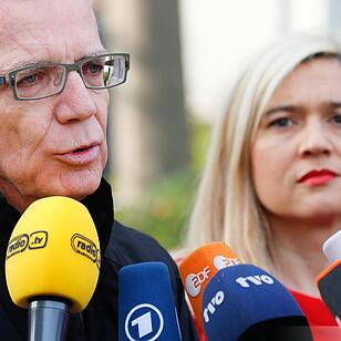 Bundesinnenminister Thomas de Maizière (CDU) hat das Balkanzentrum in Bamberg besucht