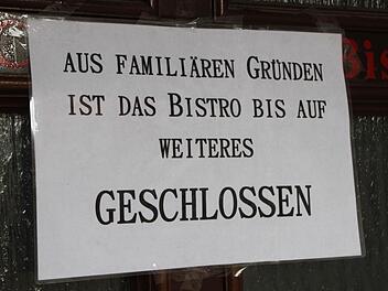 Dieses Schild hängt an der Tür des asiatischen Bistros. Foto: Ulrike Müller