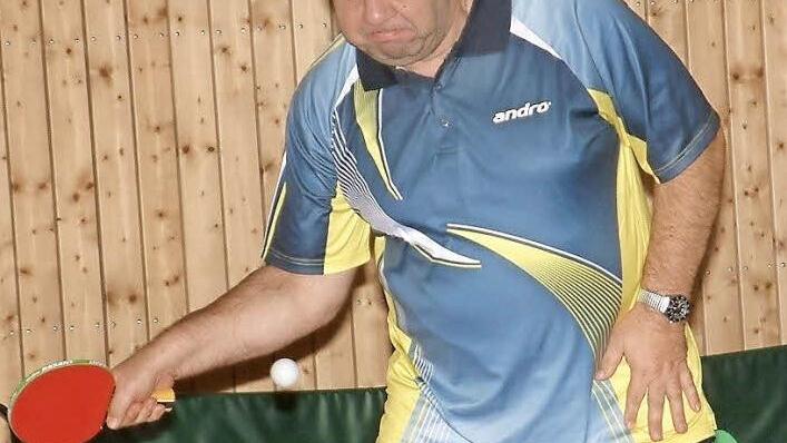 Beim 9:4-Sieg des TTC Wallenfels gegen den ATSV Reichenbach in der 2. Kreisliga blieb Frank Barthel in seinen zwei Einzeln und im Doppel mit Jörg Weiß ohne Satzverlust. Foto: Hans Franz