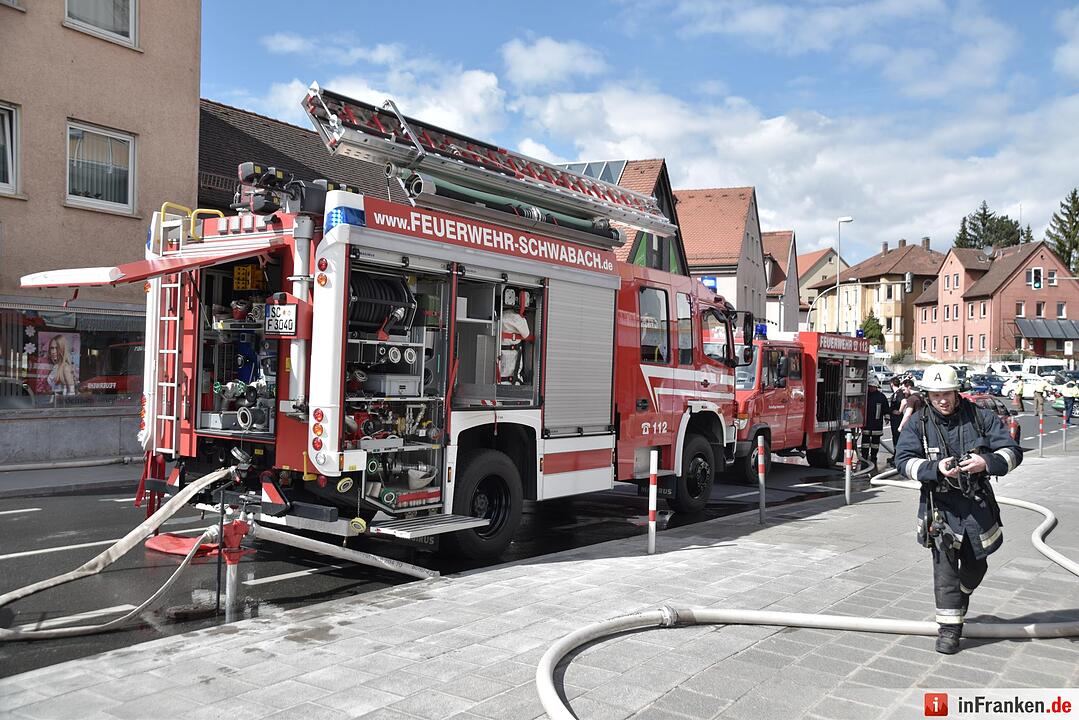 Shisha-Bar brennt in Schwabach vollkommen aus