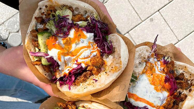 Erlangen: Gratis Döner zur Eröffnung der Bergkirchweih - "Etyok" sorgt mit Mega-Aktion für Ansturm