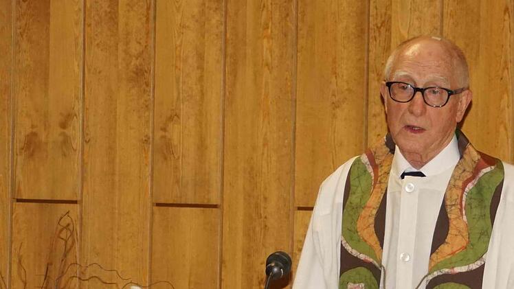 Pfarrer Alfons Wiesler wird am Freitag, 15. Juli, um 14 Uhr in der Sankt Jakobus Kirche in Machtilshausen beigesetzt.