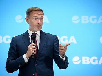 Lindner Plan für Rente: Riester oder Aktie – "Millionär nach 40 Jahren"