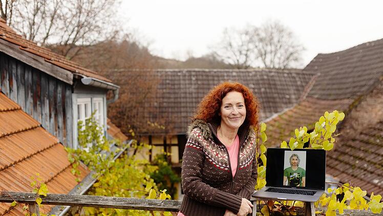 Bei vielen Entscheidungen holt sich Renate Ratschl&auml;ge von "Dan".