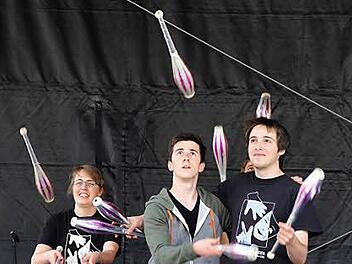 Die Internationale Woche bietet Kulturgruppen aller Art eine Bühne (hier das Coburger Kinder- und Jugendtheater. Wer bei der Eröffnungsveranstaltung am 14. Juni 2015 dabei sein will, kann sich jetzt schon beim Integrationsbeauftragten Rainer Klein melden. Foto: Jochen Berger/CT-Archiv