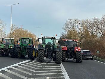 Riesige Fahrzeug-Demo rollt quer durch Franken - hier drohen Verkehrsbehinderungen